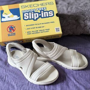 SKECHERS Slip-ins Sandals Womens 10 GO WALK Flex Washable Vegan 141482 Natural